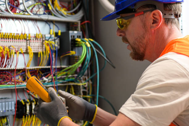 Best Local Electrician Companies  in Oswego, NY